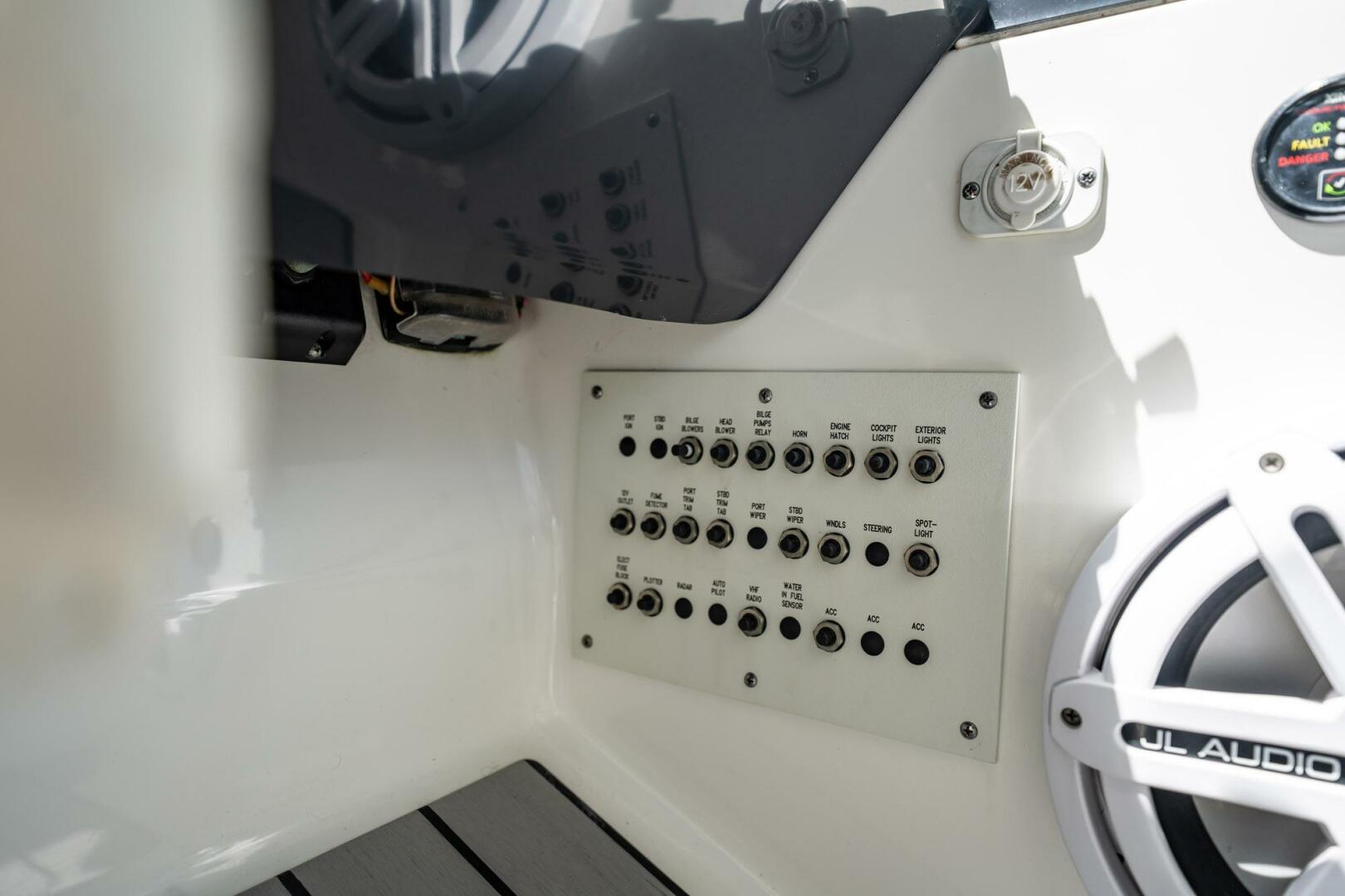 Formula-350 Crossover Bowrider OB 2019-ReMarkable III North Palm Beach-Florida-United States-5200245 | Thumbnail