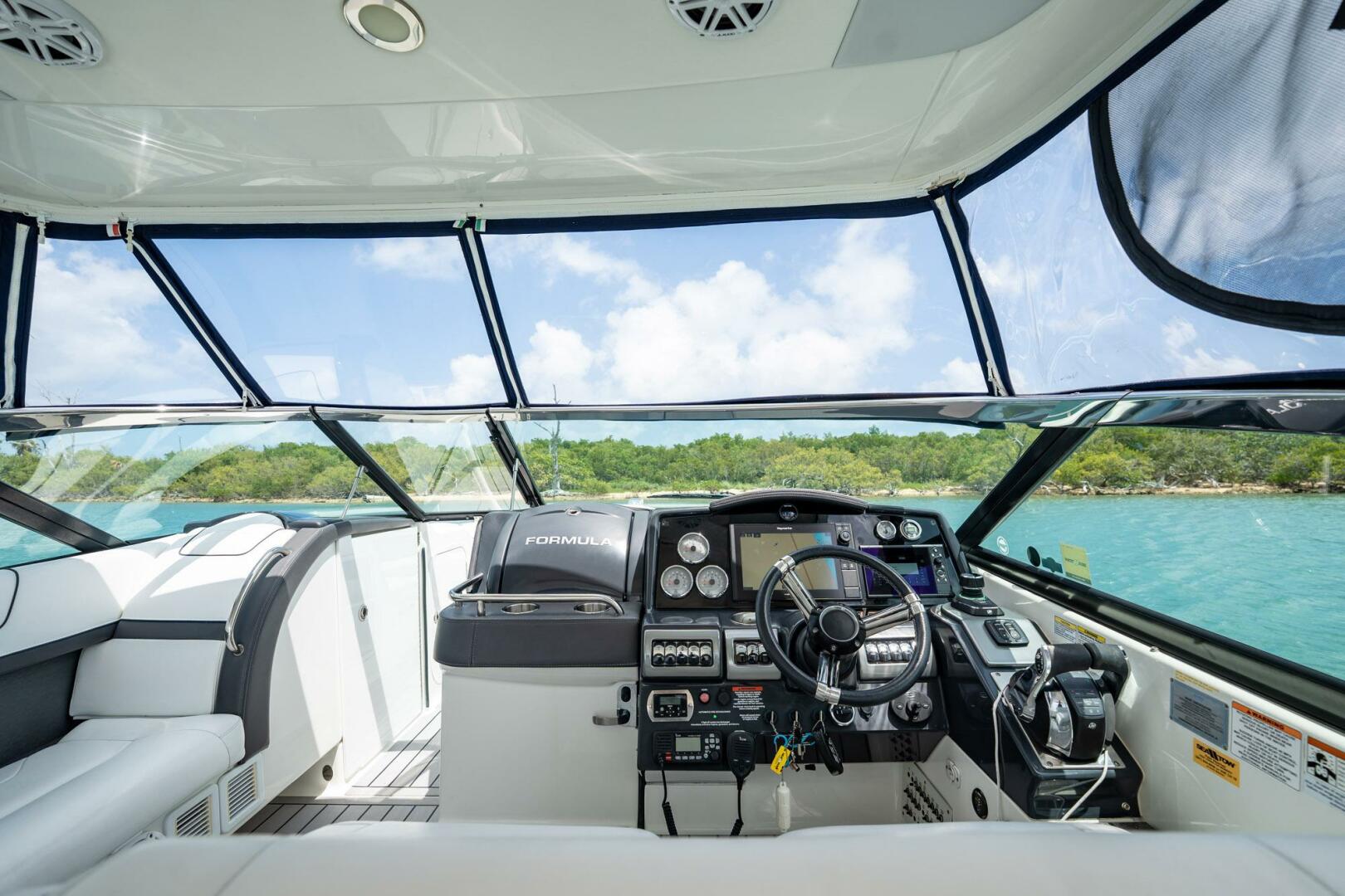 Formula-350 Crossover Bowrider OB 2019-ReMarkable III North Palm Beach-Florida-United States-5200233 | Thumbnail