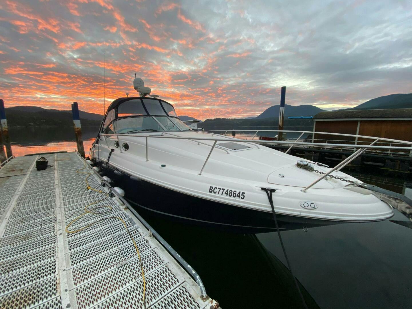 Sea Ray-320 Sundancer 2006 -VANCOUVER-British Columbia-Canada-5206008