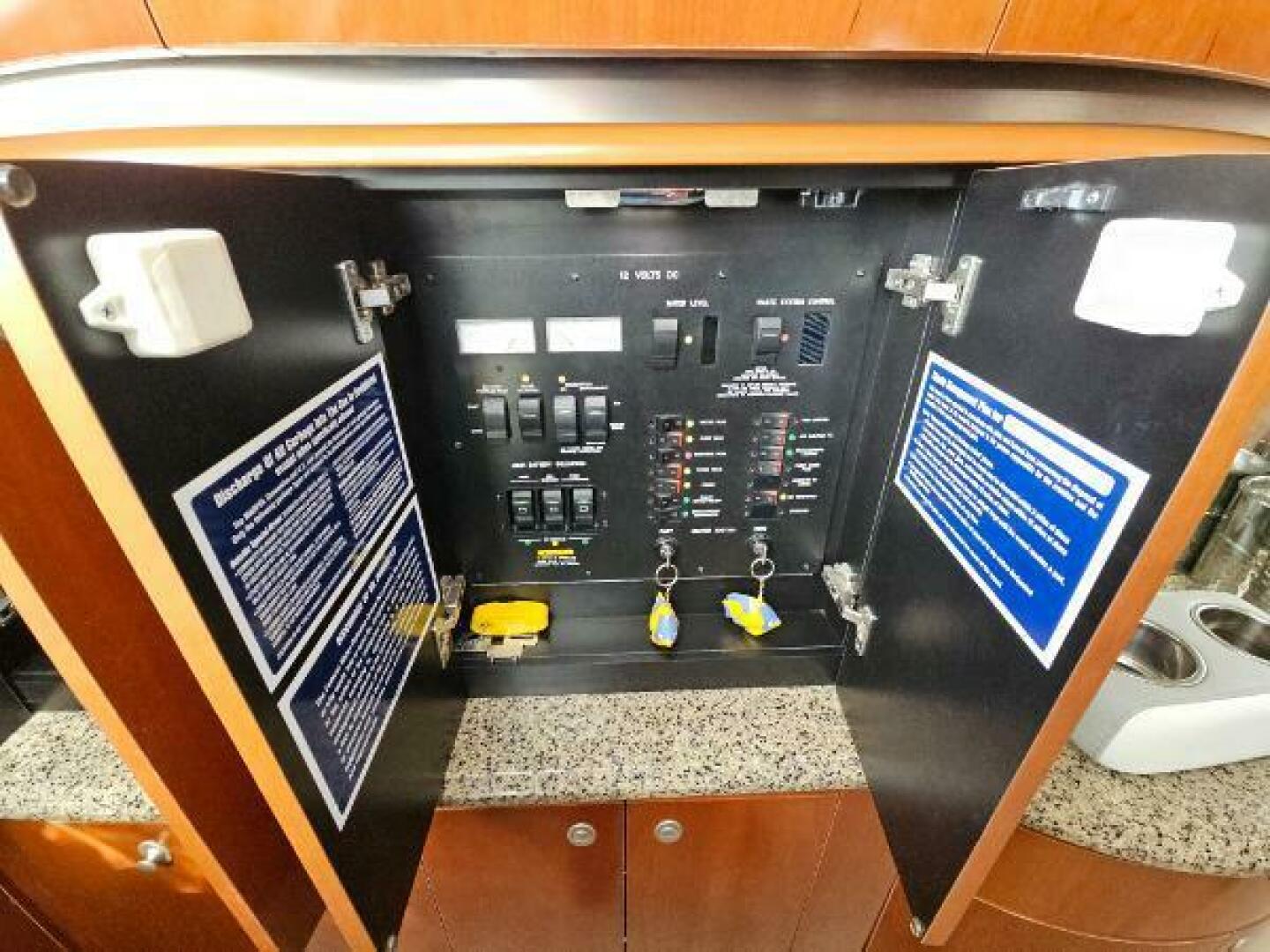 Sea Ray-500 Sundancer 2005-NAUTICAL DREAMER Miami Beach-Florida-United States-5222089 | Thumbnail