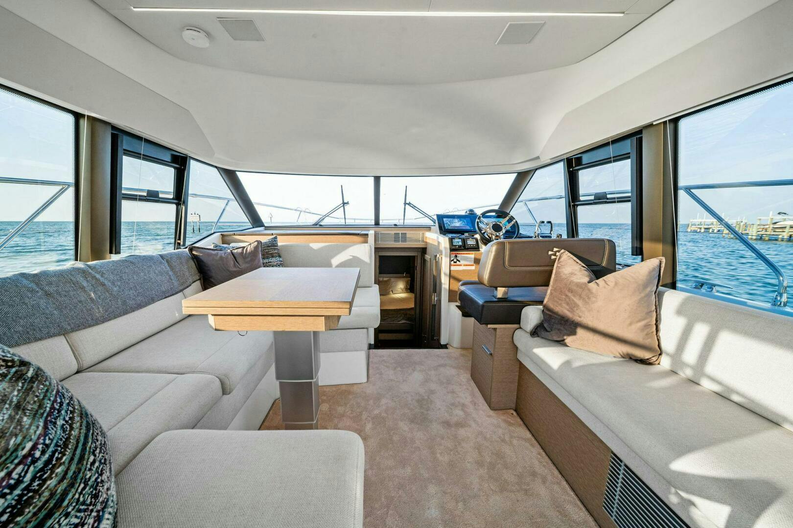 Prestige-420 Fly 2022-Spirit Led Anna Maria-Florida-United States-2022 Prestige 420 Flybridge-SPIRIT LED Salon-5250363