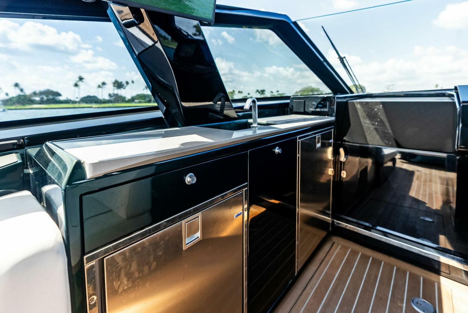 Wally-Wallytender 43X 2023-GREEN EYES Miami Beach-Florida-United States-5237252 | Thumbnail