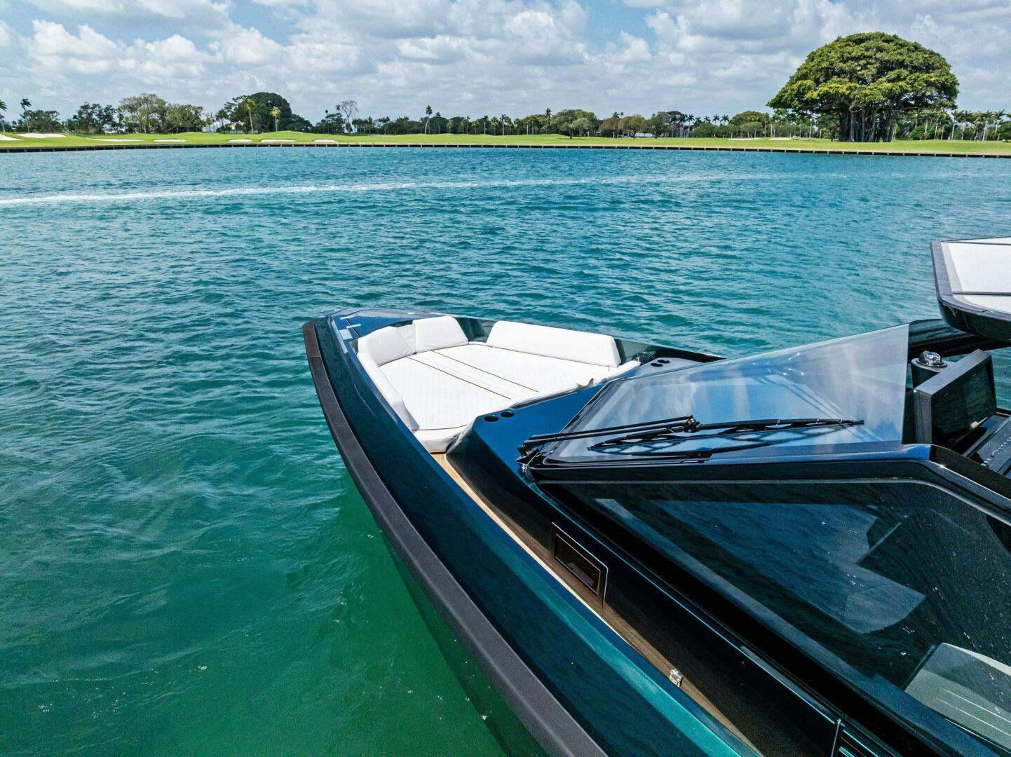 Wally-Wallytender 43X 2023-GREEN EYES Miami Beach-Florida-United States-5237236 | Thumbnail