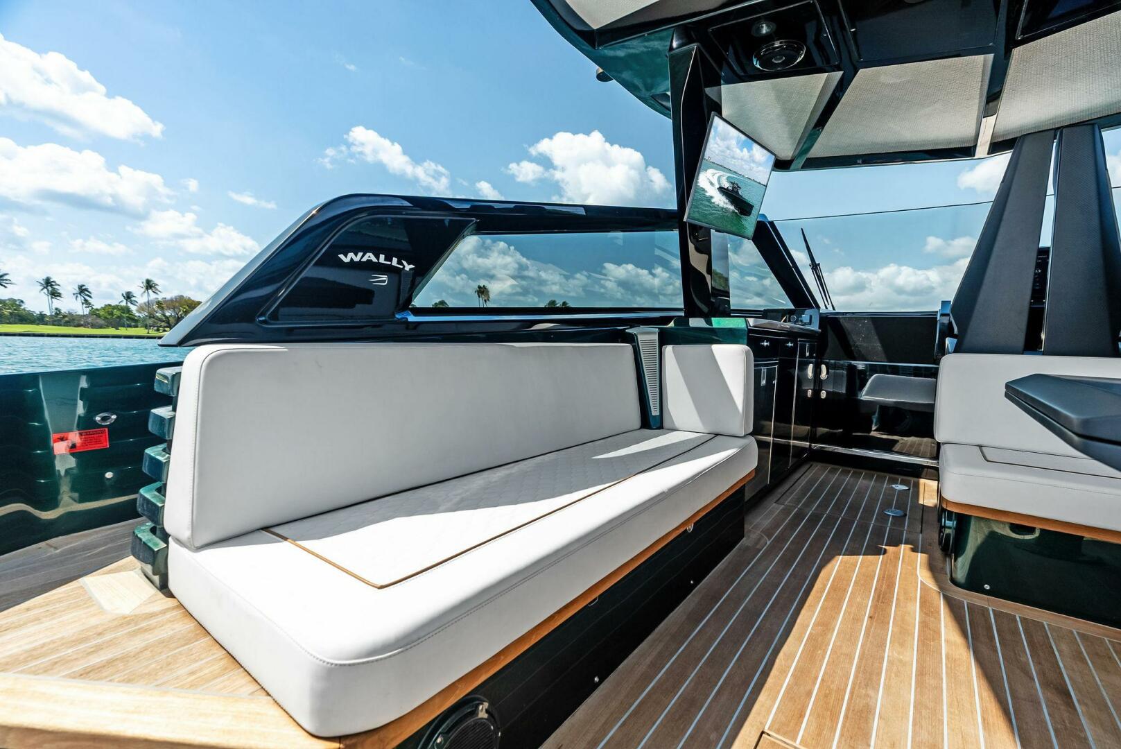 Wally-Wallytender 43X 2023-GREEN EYES Miami Beach-Florida-United States-5237243 | Thumbnail