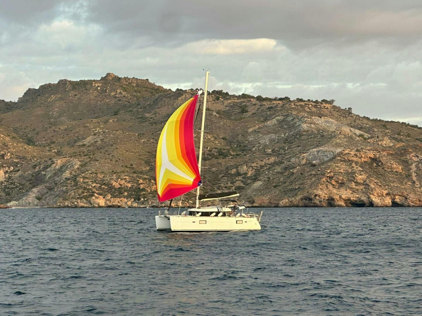 Lagoon 2012 -Georgetown-2012-lagoon-400-sail-9767240-20250422103517572-1_XLARGE.jpg-5250811