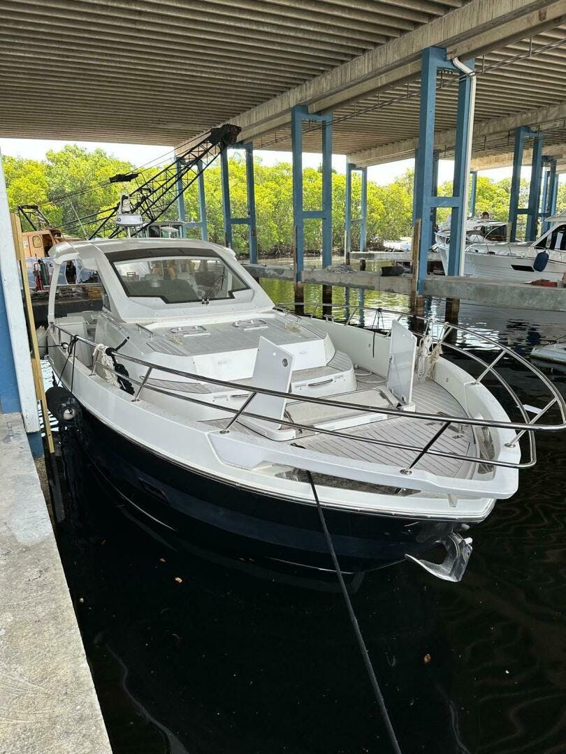 Azimut-40 Verve 2020 -Fort Lauderdale-Florida-United States-5254852