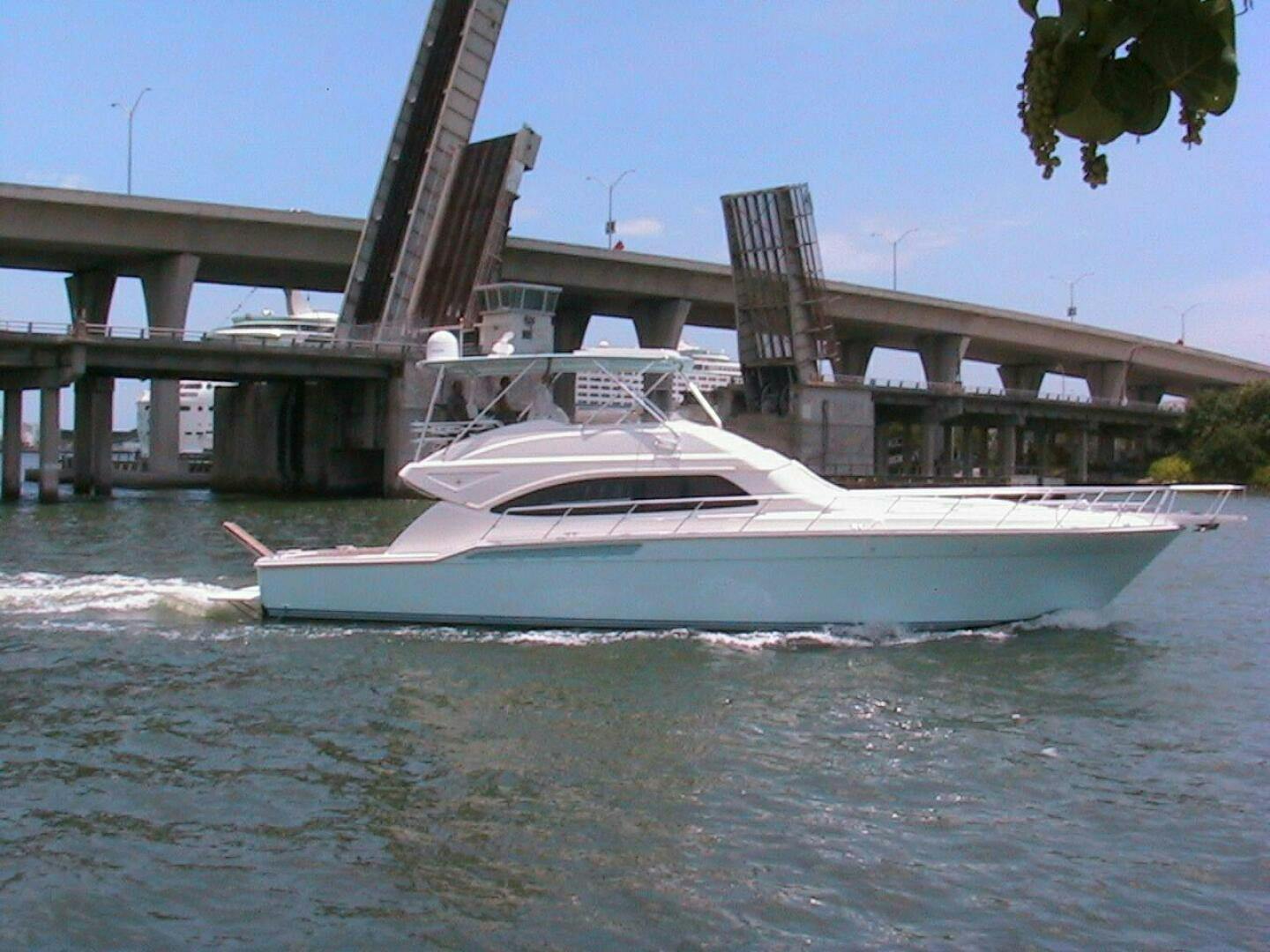 Bertram-630 Convertible 2004-BOY Sanremo-Italy-5260903