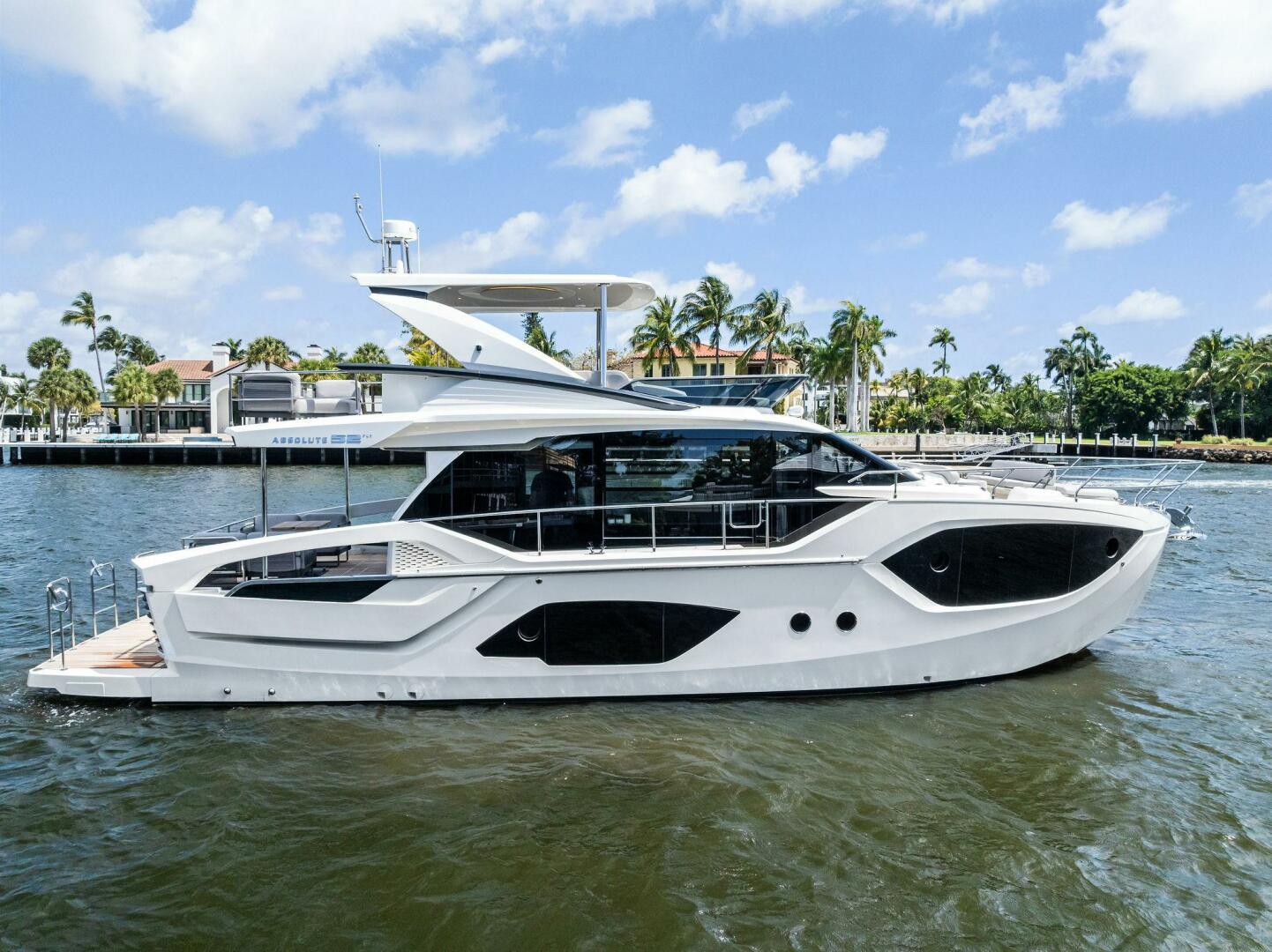 yukitty Used Absolute 52' 52 Fly For Sale In Florida | LOBSTER TAILS