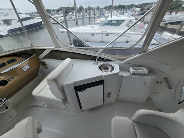 Carver-444 Cockpit Motor Yacht 2002-ChrisSea IV Westbrook-Connecticut-United States-Carver Helm 3-5392670