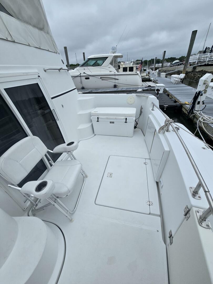 Carver-444 Cockpit Motor Yacht 2002-ChrisSea IV Westbrook-Connecticut-United States-Carver Cockpit 4-5392666 | Thumbnail