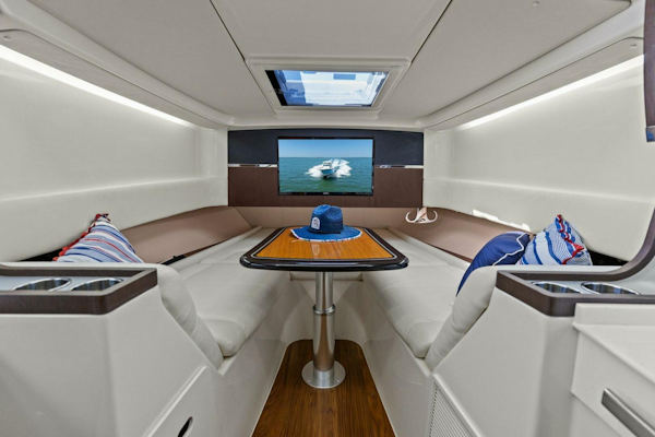 Grady-White-45 Canyon 2023 -Saint Petersburg-Florida-United States-Grady White  Salon-5265578