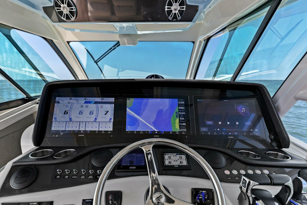 Grady-White-45 Canyon 2023 -Saint Petersburg-Florida-United States-Grady White  Helm-5265611
