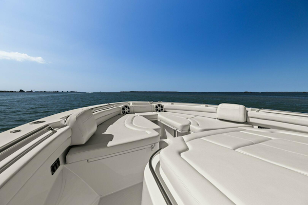 Grady-White-45 Canyon 2023 -Saint Petersburg-Florida-United States-Grady White  Bow-5265590