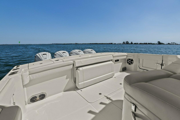 Grady-White-45 Canyon 2023 -Saint Petersburg-Florida-United States-Grady White  Cockpit-5265601
