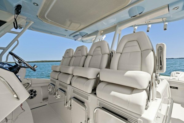 Grady-White-45 Canyon 2023 -Saint Petersburg-Florida-United States-Grady White  Helm-5265615