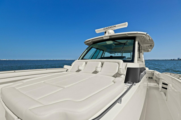 Grady-White-45 Canyon 2023 -Saint Petersburg-Florida-United States-Grady White  Bow Sunpads-5265594