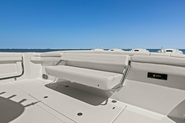 Grady-White-45 Canyon 2023 -Saint Petersburg-Florida-United States-Grady White  Cockpit-5265603