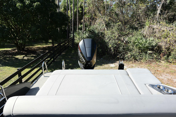 Bennington-RX25 Sport 2021 -Stuart-Florida-United States-5269062