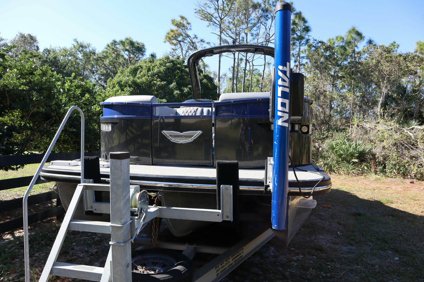 Bennington-RX25 Sport 2021 -Stuart-Florida-United States-5269022 | Thumbnail