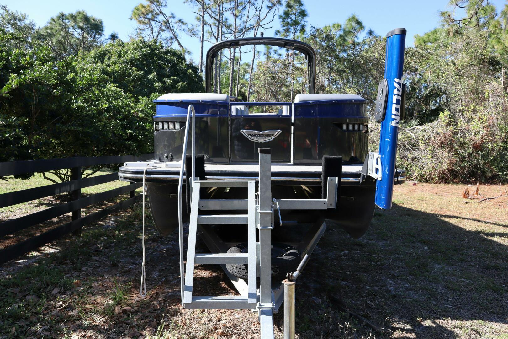 Bennington-RX25 Sport 2021 -Stuart-Florida-United States-5269065 | Thumbnail