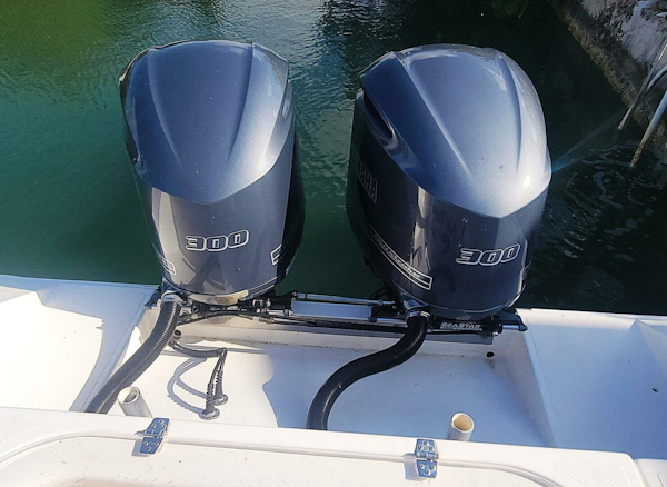 Venture-34 Center Console 2000-Just Plugging Along Cudjoe-Florida-United States-5273622