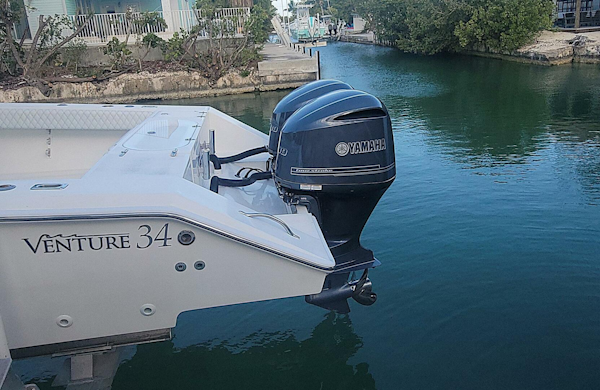 Venture-34 Center Console 2000-Just Plugging Along Cudjoe-Florida-United States-5273600