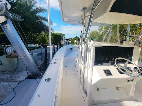 Venture-34 Center Console 2000-Just Plugging Along Cudjoe-Florida-United States-5273604
