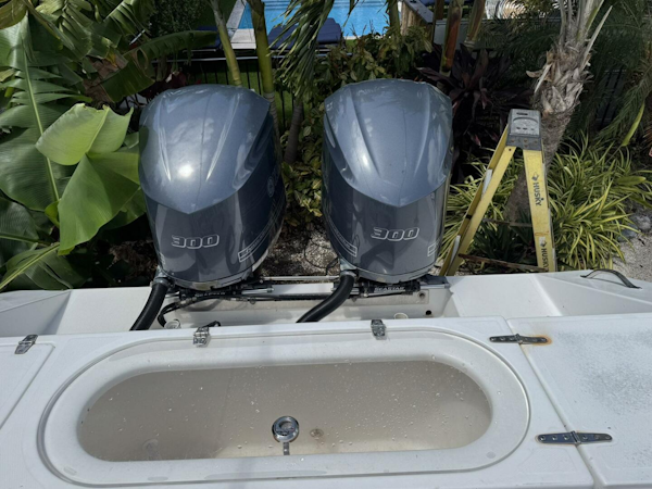 Venture-34 Center Console 2000-Just Plugging Along Cudjoe-Florida-United States-5273631