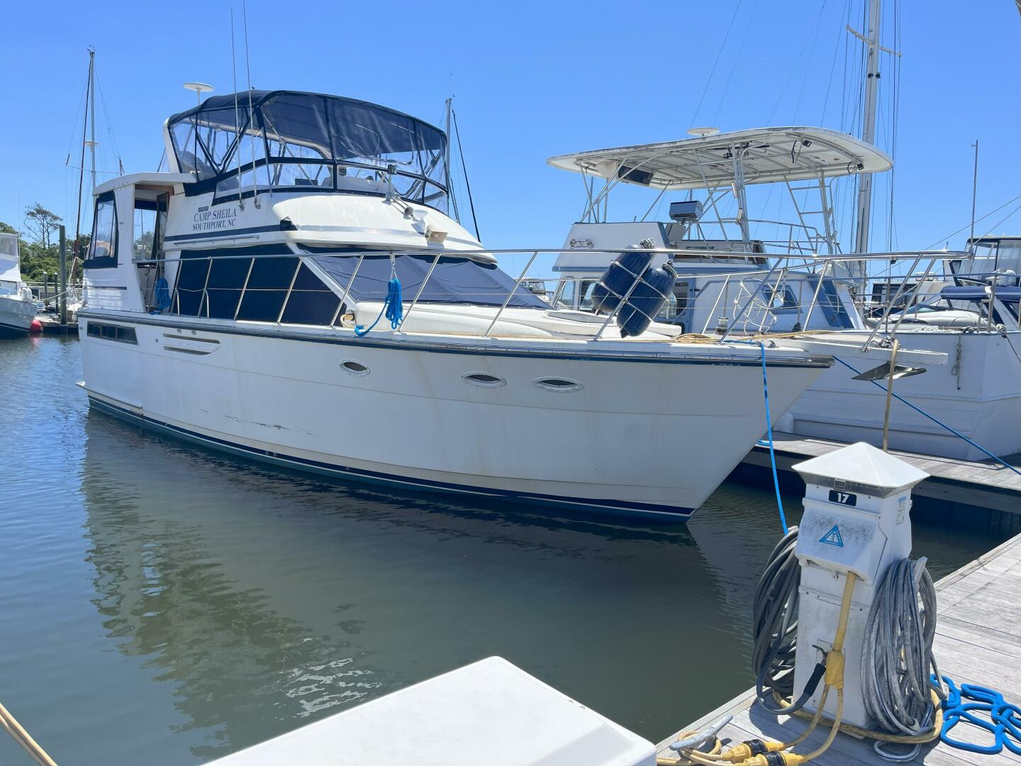 Used Jefferson 43' 43 Sundeck For Sale In North Carolina | Camp