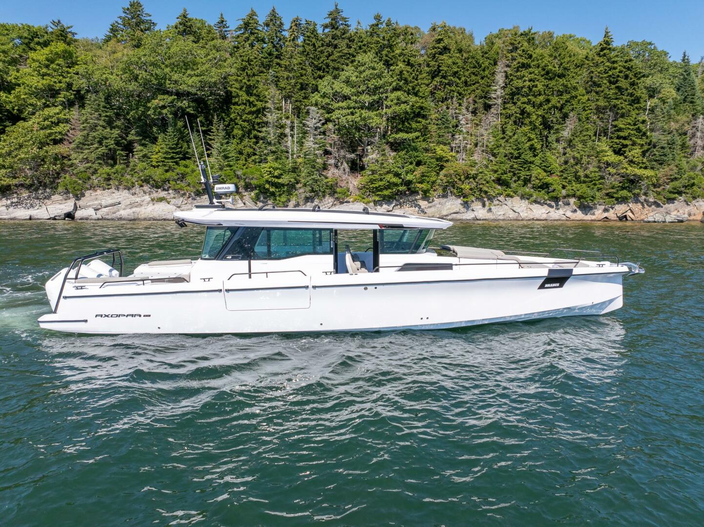 Axopar-Cross Cabin 2025-Stock 2 Yarmouth-Maine-United States-5584108 | Thumbnail