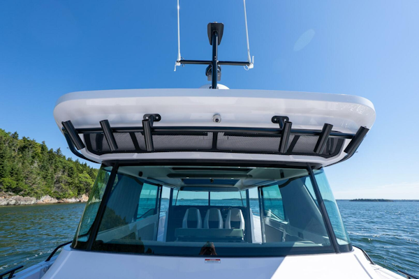Axopar-Cross Cabin 2025-Stock 2 Yarmouth-Maine-United States-5584138