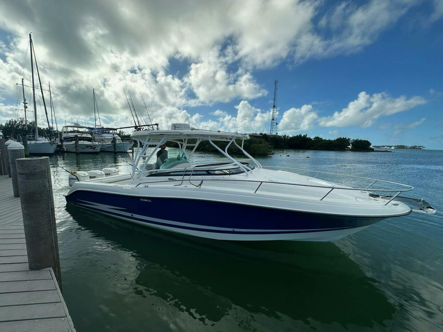 Hydra-Sports-3300VX Vector Express 2007-South Life Ocala-Florida-United States-5286924
