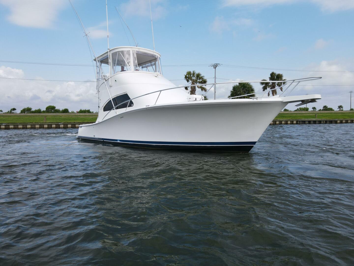 Luhrs-41 Convertible 2005-Rabbit Hole Hitchcock-Texas-United States-2005 Luhrs 41 Convertible Rabbit Hole-5288109 | Thumbnail