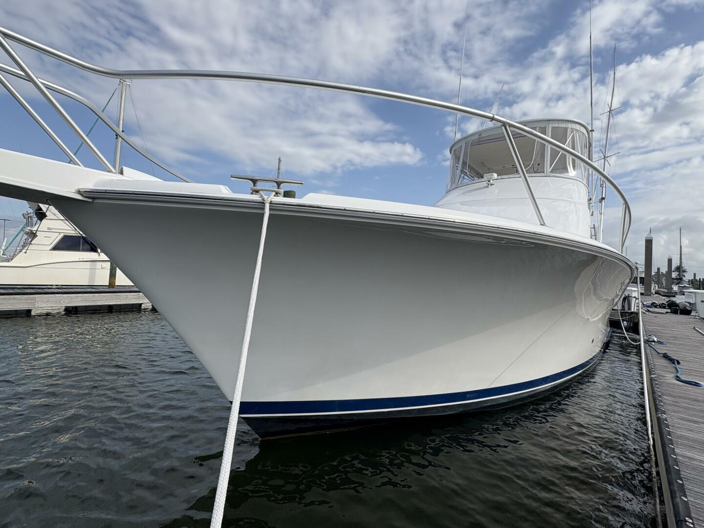Luhrs-41 Convertible 2005-Rabbit Hole Hitchcock-Texas-United States-2005 Luhrs 41 Convertible Rabbit Hole-5288091 | Thumbnail
