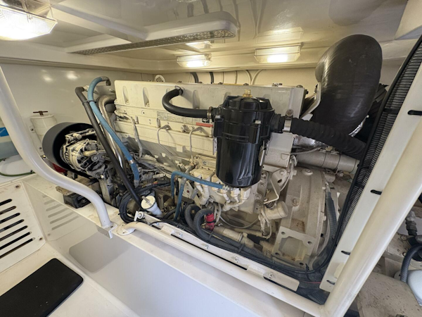 Luhrs-41 Convertible 2005-Rabbit Hole Hitchcock-Texas-United States-2005 Luhrs 41 Convertible Rabbit Hole-5288053