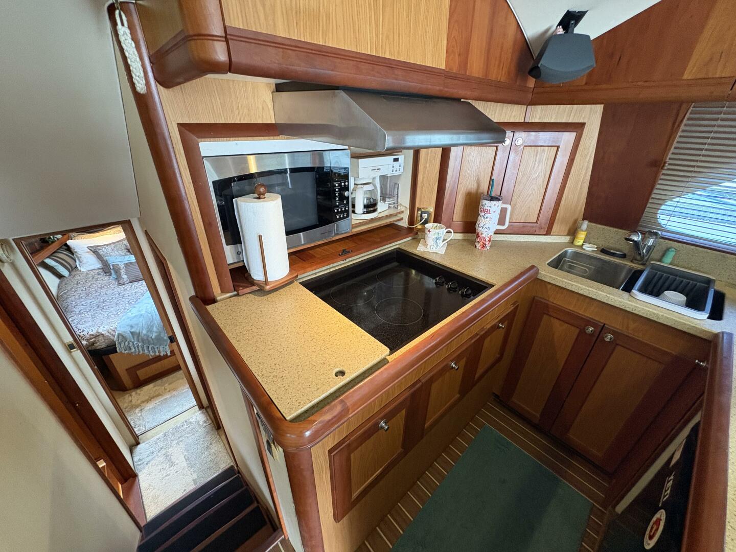 Luhrs-41 Convertible 2005-Rabbit Hole Hitchcock-Texas-United States-2005 Luhrs 41 Convertible Rabbit Hole-5287969 | Thumbnail