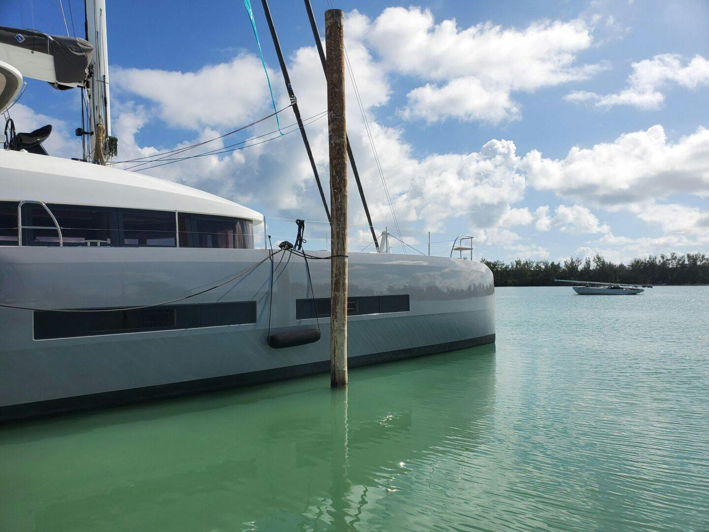 Lagoon 2020 -Miami-2020-lagoon-seventy-7-sail-9759983-20250416074500675-1_XLARGE.jpg-5293111