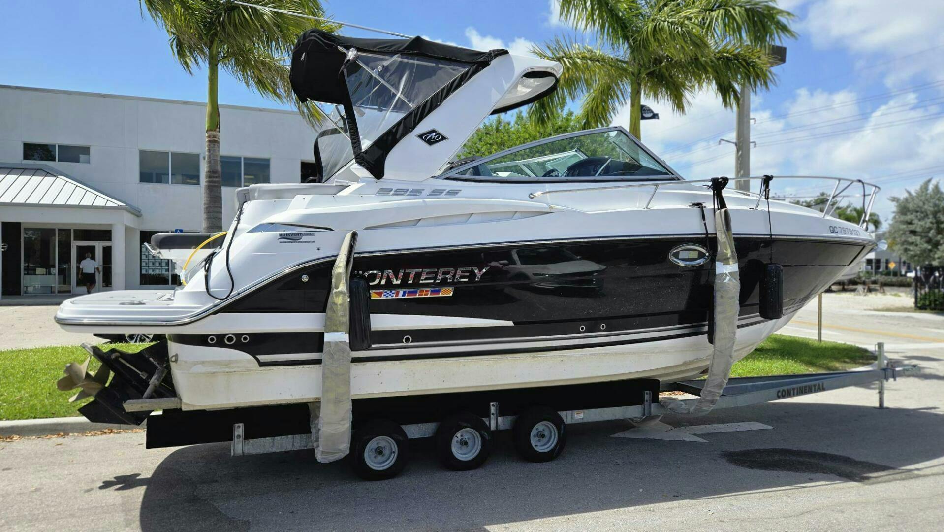 Monterey-295SY 2022 -Fort Lauderdale-Florida-United States-5298493