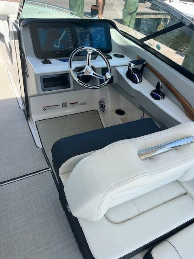 Regal-LX9 2024 -Bradenton-Florida-United States-2024 Regal 29 LX  Helm-5306820