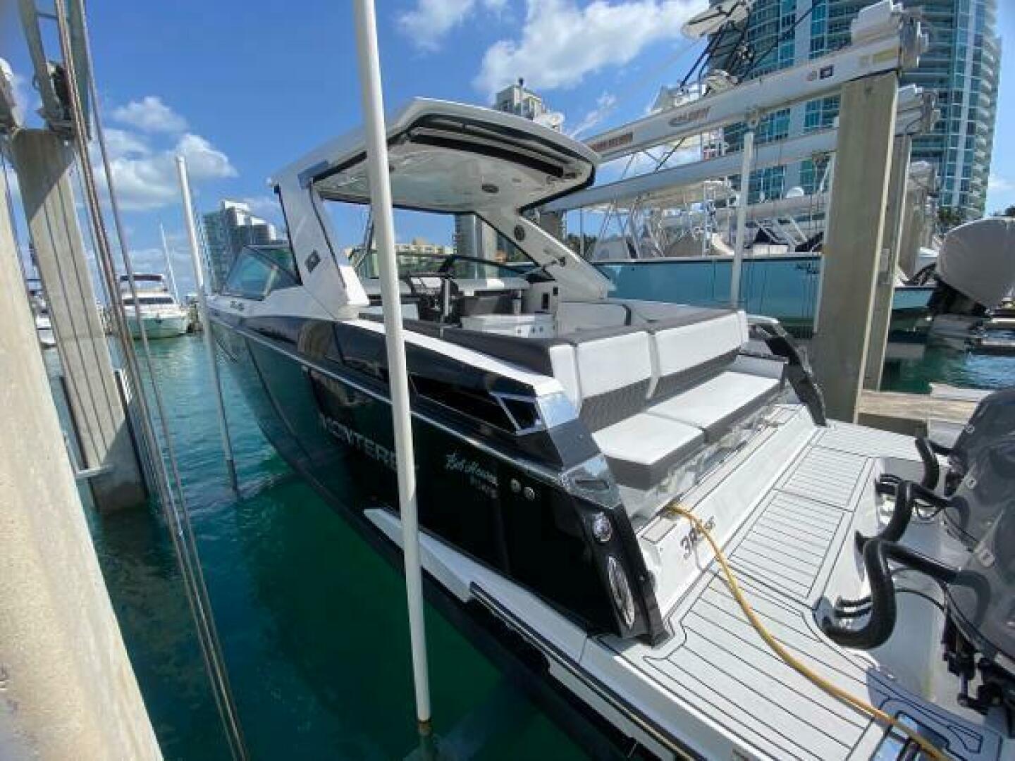 Monterey-385 SE 2018 -Fort Lauderdale-Florida-United States-5310123 | Thumbnail