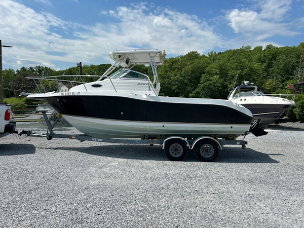 Seaswirl Striper-2301 Walkaround I/O 2005 -Essex-Maryland-United States-5313592