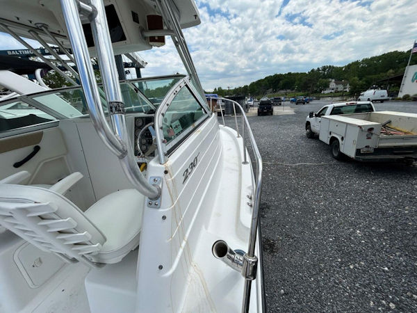 Seaswirl Striper-2301 Walkaround I/O 2005 -Essex-Maryland-United States-5313618