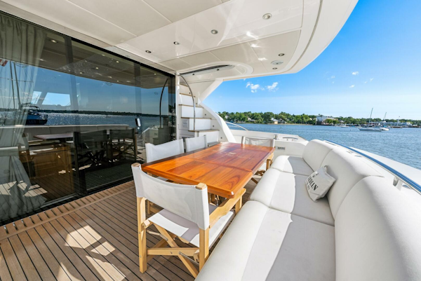Sunseeker-Manhattan 65 2016 -Stuart-5314567