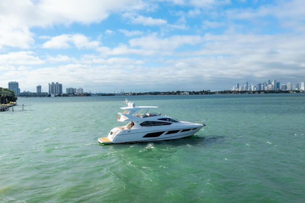 Sunseeker-Manhattan 65 2016 -Stuart-Sunseeker Manhattan 65 yacht cruising on a sunny day, 2016 model.-5314516