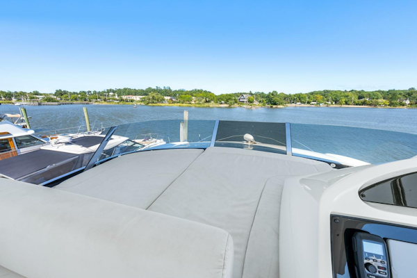 Sunseeker-Manhattan 65 2016 -Stuart-Sunseeker Manhattan 65 yacht deck with scenic waterfront view, 2016 model.-5314554