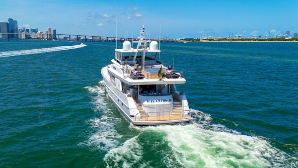 Crescent-Raised Pilothouse 2004-RISK AND REWARD West Palm Beach-Florida-United States-Stern-5316121