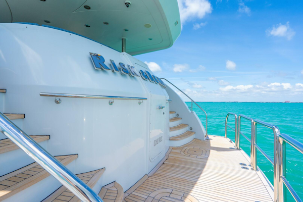Crescent-Raised Pilothouse 2004-RISK AND REWARD West Palm Beach-Florida-United States-Swim Platform-5316109