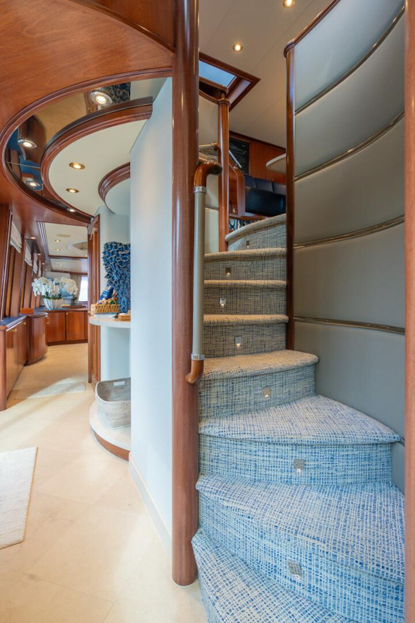 Crescent-Raised Pilothouse 2004-RISK AND REWARD West Palm Beach-Florida-United States-Stairway to Pilothouse-5316065