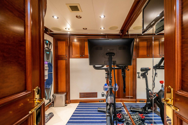 Crescent-Raised Pilothouse 2004-RISK AND REWARD West Palm Beach-Florida-United States-Gym/Storage Room-5320905