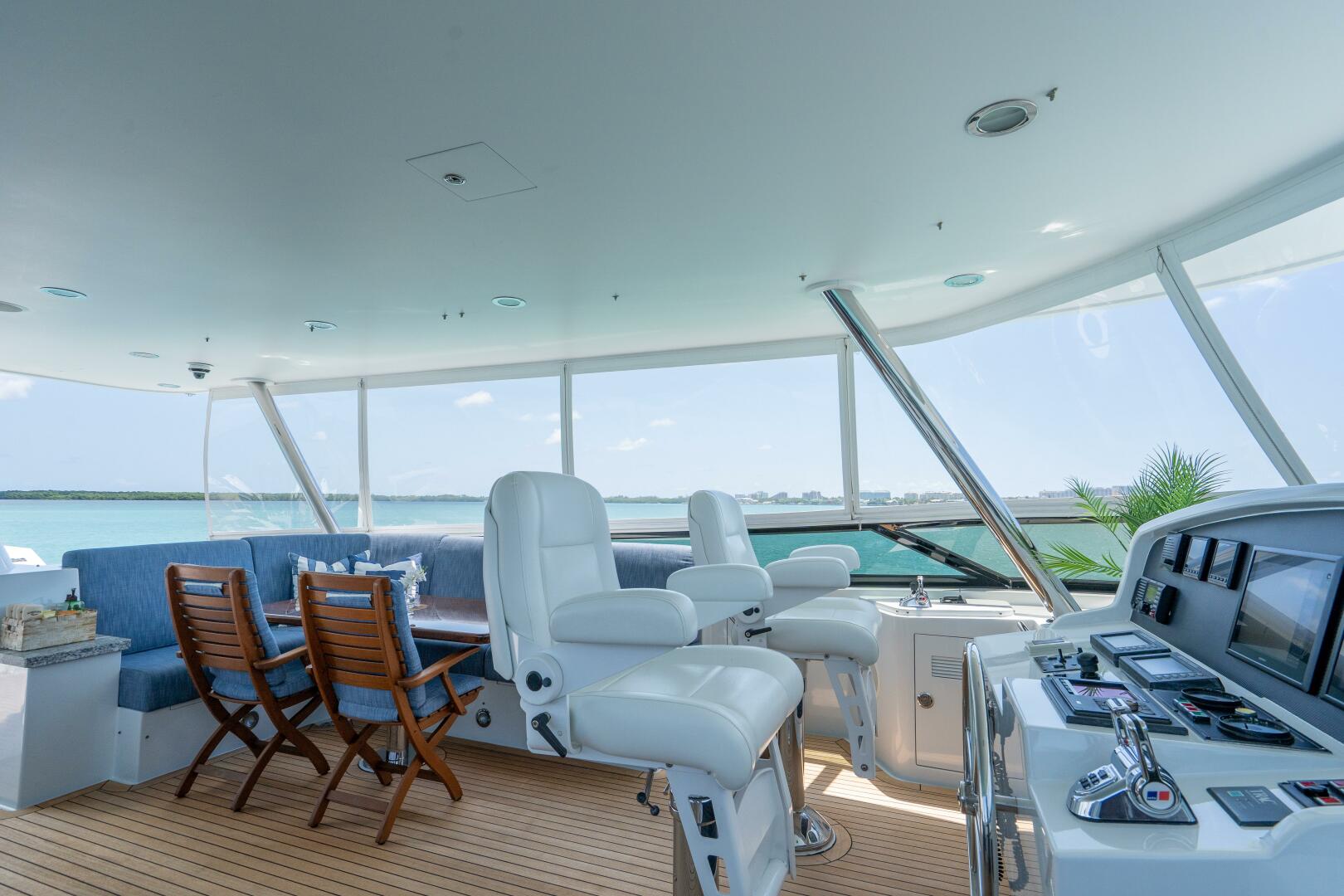 Crescent-Raised Pilothouse 2004-RISK AND REWARD West Palm Beach-Florida-United States-Flybridge Helm-5316079 | Thumbnail